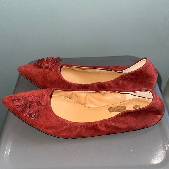 J.Crew Burgundy Suede Pointed Toe Tassel Stretch flats size 8 - Picture 1 of 8